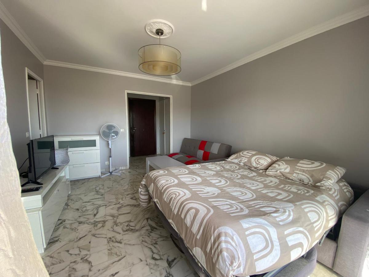 Stylish Modern Beach Studio Νίκαια Εξωτερικό φωτογραφία