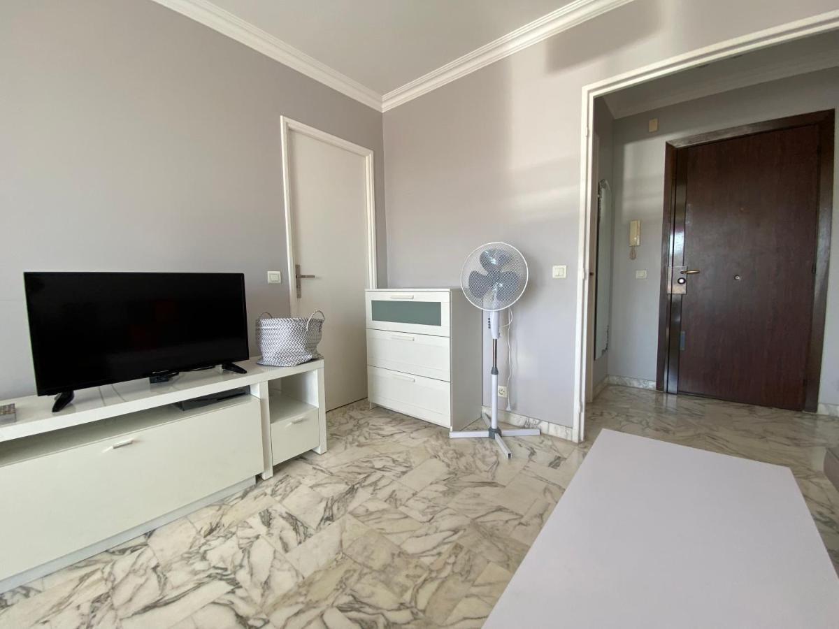 Stylish Modern Beach Studio Νίκαια Εξωτερικό φωτογραφία